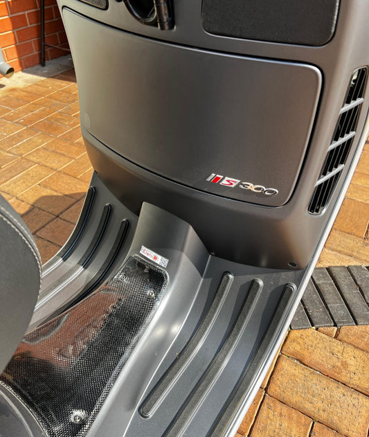 VESPA 300GTS Carbon Fiber Battery Cover